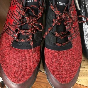 Men’s size 12 Under Armour Bandit 2